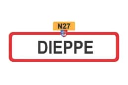 Magnet doming souvenir Dieppe représentant un panneau routier avec le nom de la ville