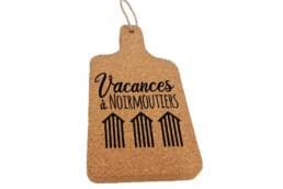 Sous-plat souvenir Noirmoutier avec plage et rangée de cabines blanches