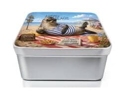 Boîte sucrette souvenir Nord avec phoque humoristique sur la plage