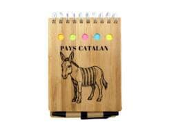 Calepin bambou souvenir Catalogne gravé avec un âne catalan