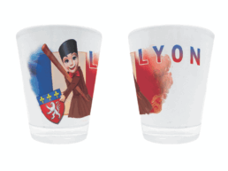 Verre à liqueur souvenir Lyon illustré de Guignol