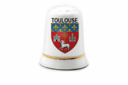 Dé à coudre céramique souvenir Toulouse avec les armoiries de la ville