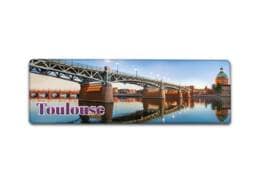 Magnet panorama souvenir Toulouse représentant le Pont Saint-Pierre et la Garonne