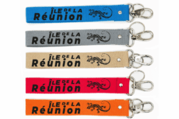 Porte-clés tissu souvenir Île de La Réunion avec margouillat disponible en plusieurs couleurs