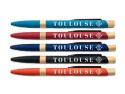 Stylo bois souvenir Toulouse avec croix occitane